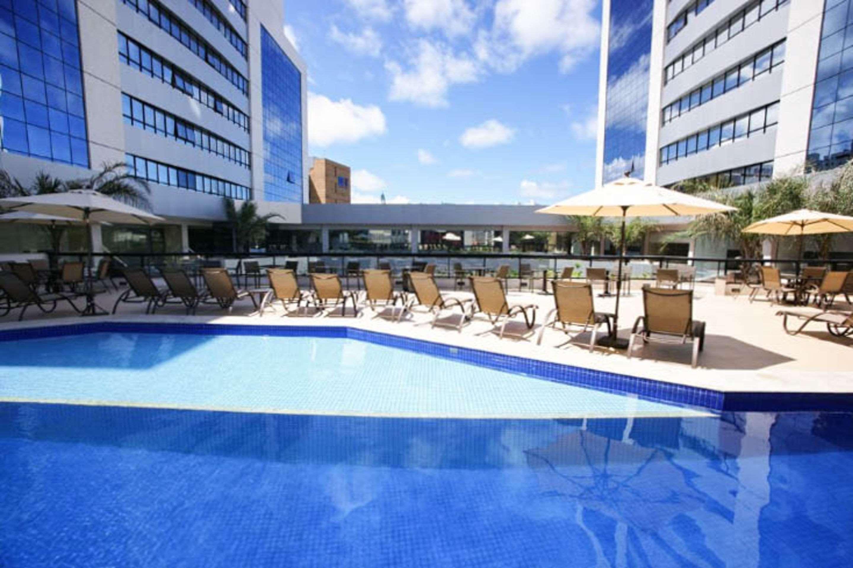 Quality Hotel & Suites Sao Salvador de Bahía Exterior foto
